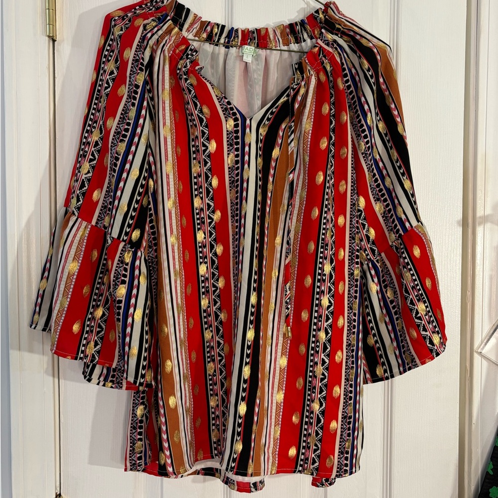 Jade women’s blouse top shirt size Large key hole polyester flutter 3/4 sleeve